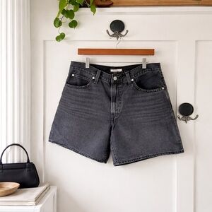 Levi’s ‘94 Baggy Shorts Size 32 Black Wash Relaxed Fit